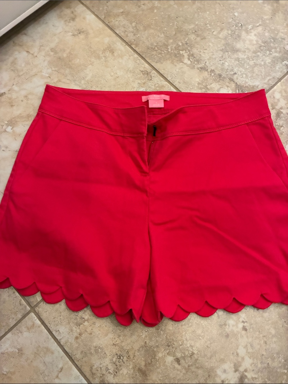 Pink Scallop Hem Women's Shorts